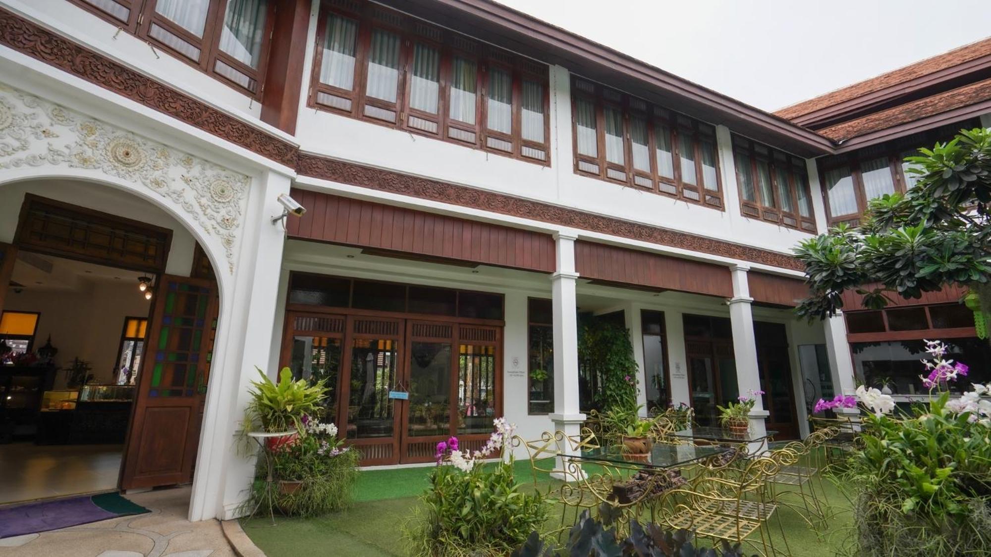 Kodchasri Thani Hotel Chiangmai Чиангмай Экстерьер фото