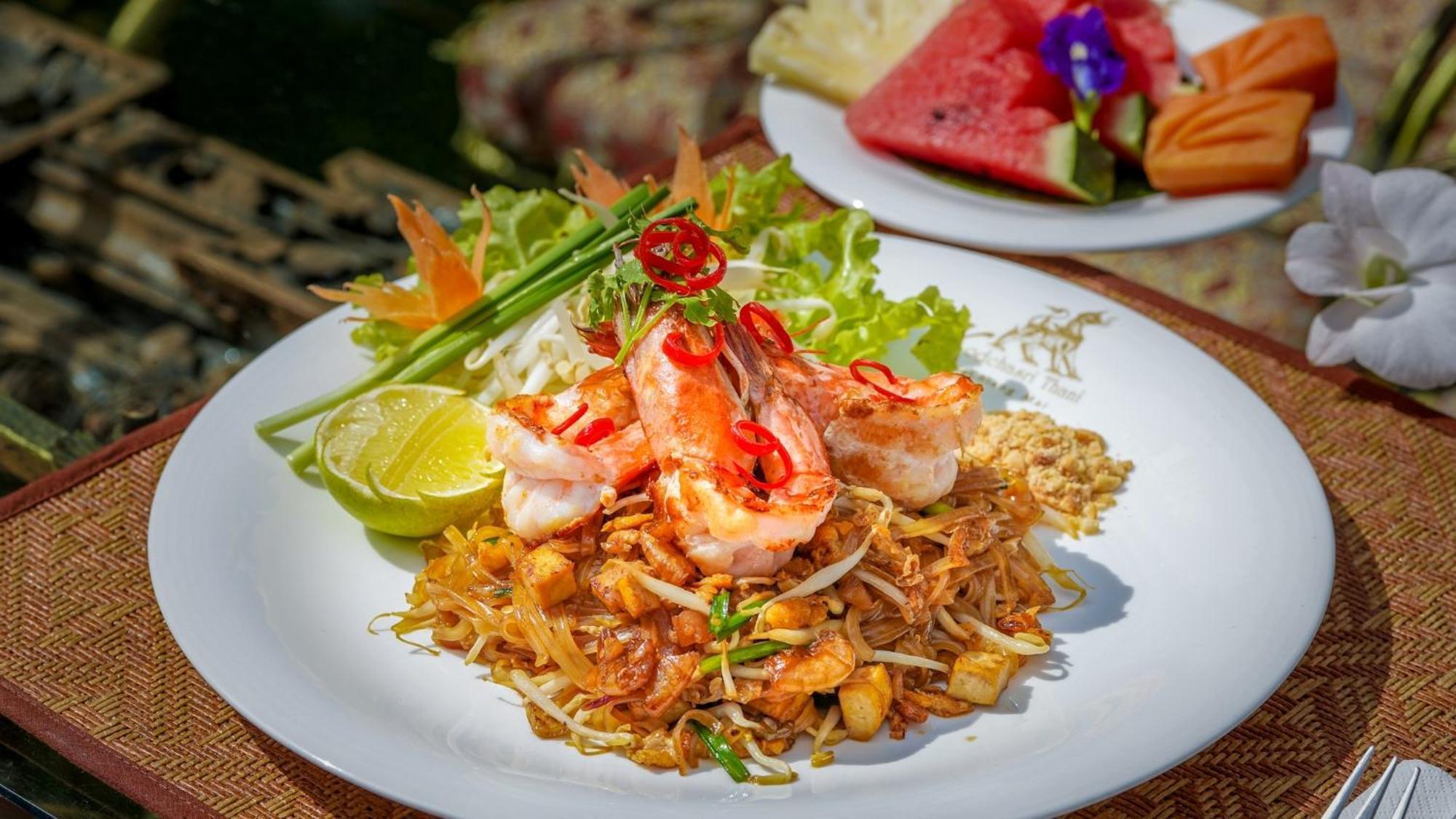 Kodchasri Thani Hotel Chiangmai Чиангмай Экстерьер фото